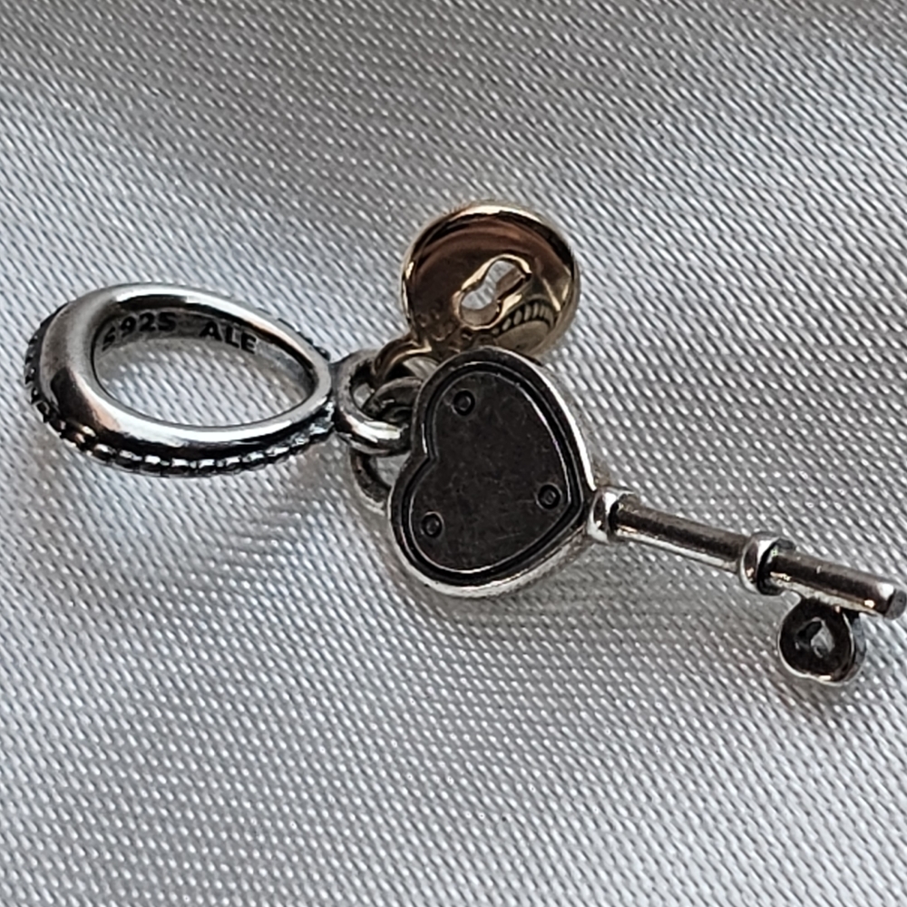 Pandora Key To My Heart Lock And Key - image 3